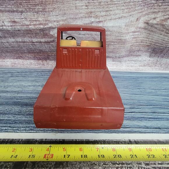 Vintage Nylint Pressed Steel cabover semi parts/repair missing windshield red - Picture 6 of 7